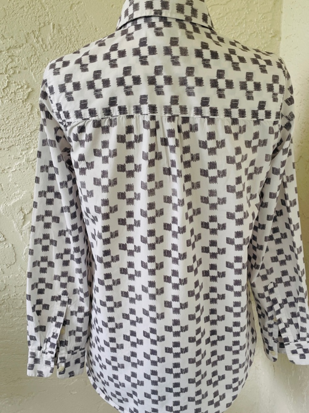 Madewell Women’s Size S Grey & White Geometric Print Long Sleeve Blouse. - Picture 8 of 8
